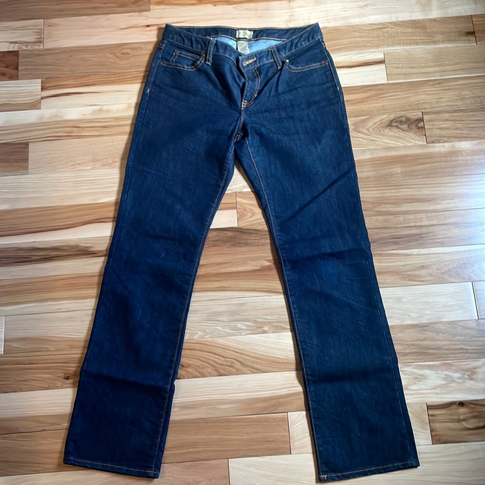 29R Gap Curvy Straight Low Rise Jeans